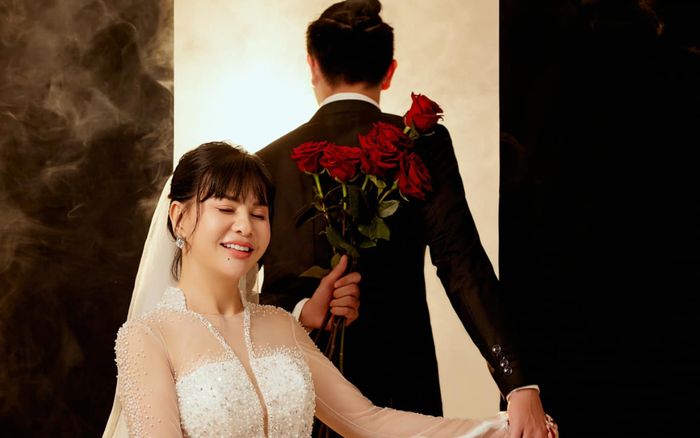 Hậu chia tay, Cát Phượng bỗng nhắc đến chuyện 'đi bước nữa' và người đàn ông bóng đêm