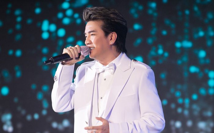 Đàm Vĩnh Hưng gặp sự cố khi biểu diễn trên sân khấu: 'Hát mà nhục, không dám nhận tiền'