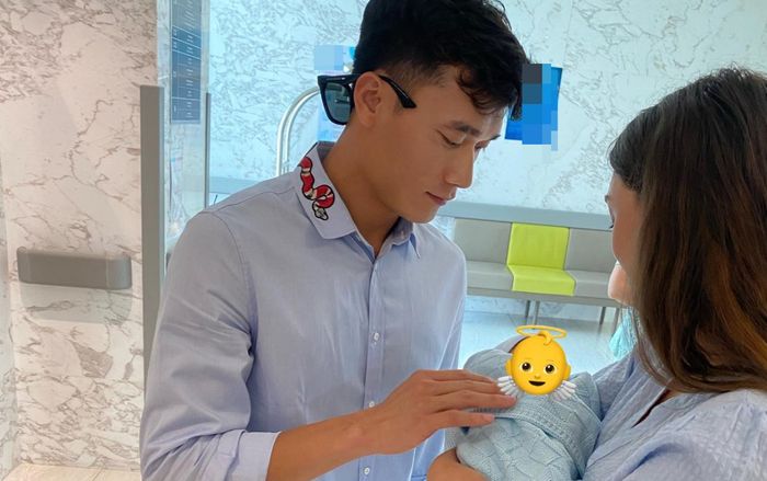 Vợ Tây chia sẻ khoảnh khắc Bùi Tiến Dũng chăm con từ A đến Z, đúng nàng WAGs số hưởng