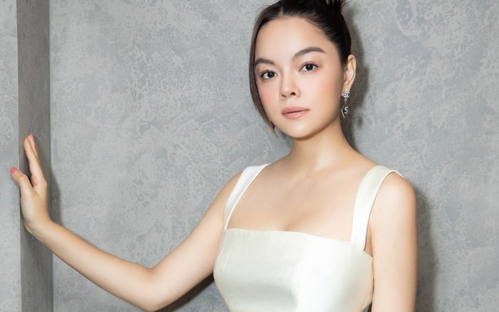 Tại buổi cầu hôn lãng mạn, 'mẹ 3 con' Phạm Quỳnh Anh bất ngờ gặp sự cố