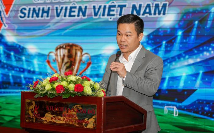 Vào VFF, ông Trần Văn Quỳnh tài trợ 5 năm cho sân chơi sinh viên Việt Nam: 'Làm thật, cống hiến thật'