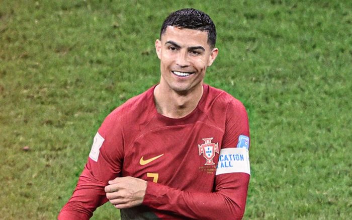 Diễn biến vụ Ronaldo dọa bỏ World Cup 2022: Chị gái khuyên về nhà