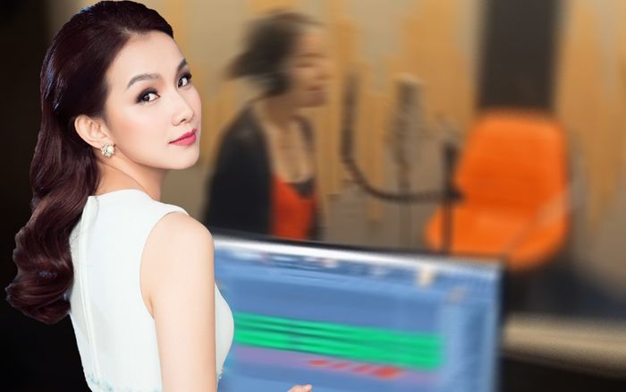 Hoa hậu Thùy Lâm bí mật đi thu âm, xác nhận quay trở lại với vai trò ca sĩ sau hơn thập kỉ 'vắng bóng'