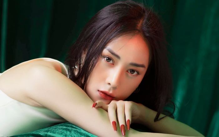 Shark Bình chia sẻ về kinh tế khó khăn, Phương Oanh được dân tình khen 'biết tiết kiệm, dùng lại đồ cũ'