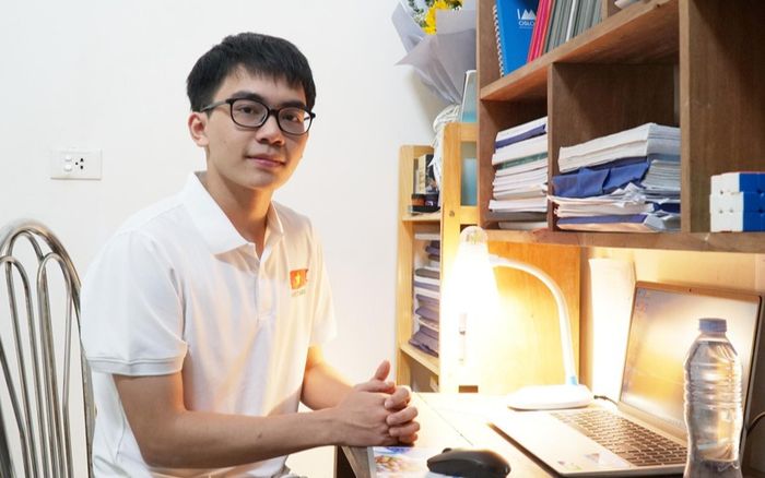 Hành trình chinh phục huy chương Olympic Toán quốc tế của nam sinh xứ Nghệ