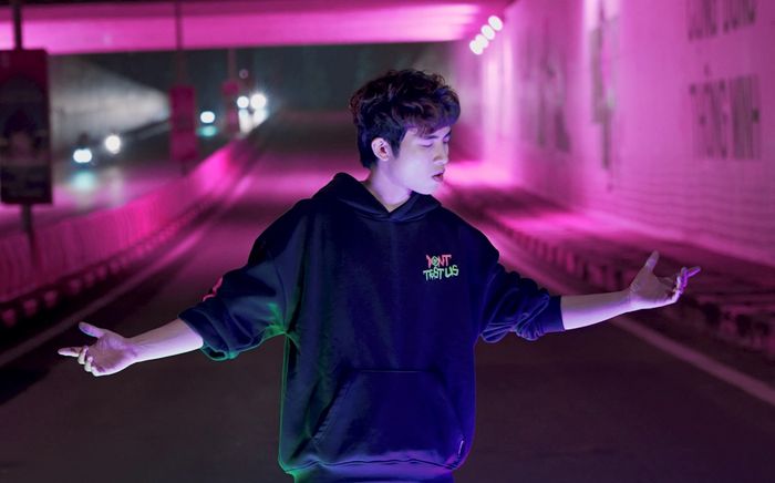 A.C Xuân Tài tái xuất với MV mới, hóa ra từng được 'nhá hàng' tại Big Song Big Deal