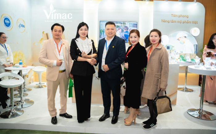 Vimaccos sẵn sàng hỗ trợ nhà sáng lập, chủ thương hiệu mỹ phẩm