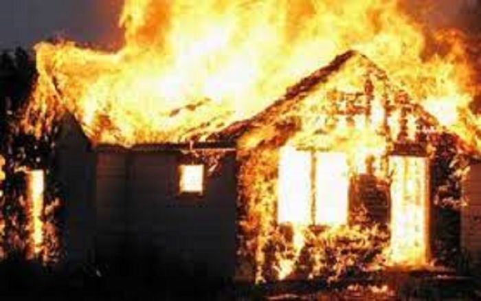 Hàng xóm phát hiện cảnh tượng kinh hãi trong căn nhà của người đàn ông độc thân