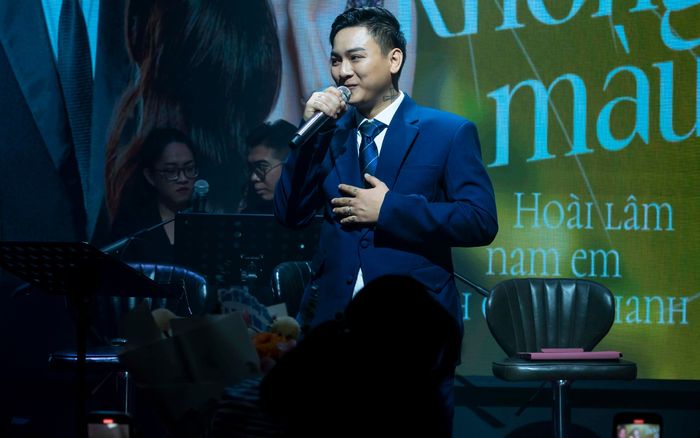 Hoài Lâm nói về việc liên tục 'hát chùa' nhạc của những ca sĩ khác: 'Mình cũng thấy kì kì'