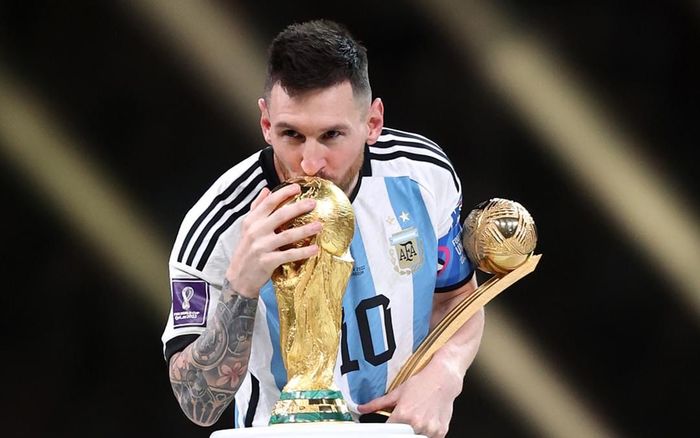 Messi giành QBV World Cup 2022, lập siêu kỷ lục chưa từng có trong lịch sử