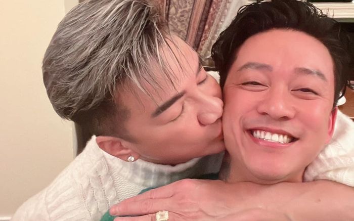 Đàm Vĩnh Hưng ôm hôn thắm thiết một ca sĩ Vbiz, netizen trầm trồ trước mối quan hệ của cả hai