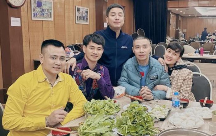 Bà xã Công Lý tiết lộ sự thay đổi tích cực của nam nghệ sĩ sau khi hội ngộ dàn Táo