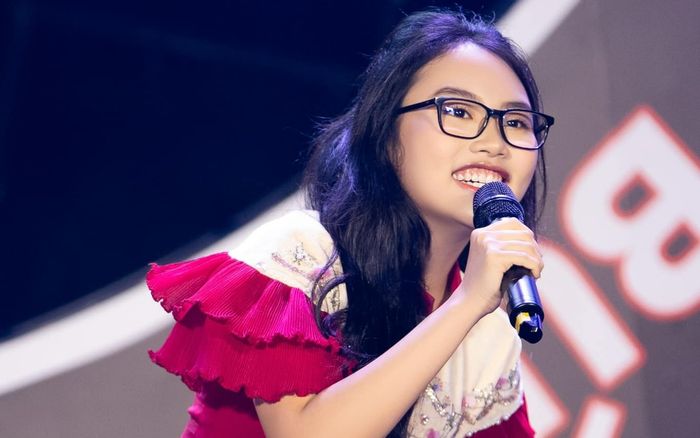 Hát hay như Phương Mỹ Chi mà cũng 'phá bài' khiến dân mạng nghe xong quên sạch bản gốc