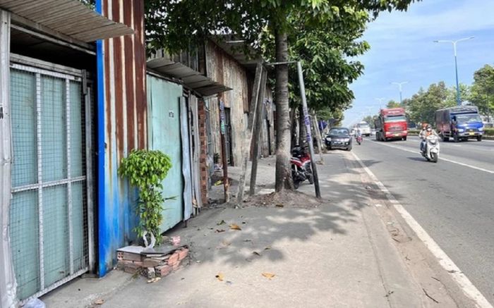 Vụ người phụ nữ tử vong không mảnh vải che thân: Có người đàn ông vào ki ốt 20 phút thì rời đi