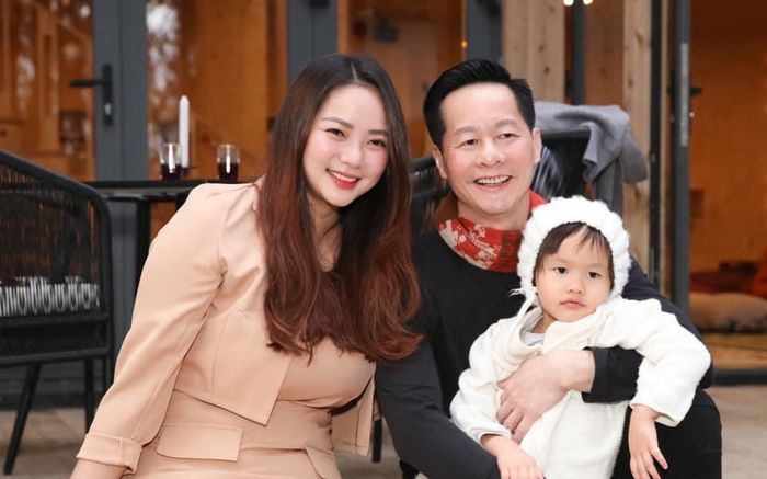 Cuộc sống hôn nhân đáng ngưỡng mộ của Phan Như Thảo và chồng đại gia U60