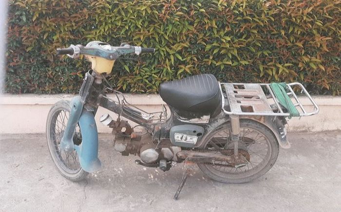 Từ chiếc xe cúp 'cánh én' chở nước ngọt, mẹ tần tảo nuôi 8 đứa con thành tài gần 30 năm nay