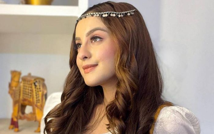 Một nữ diễn viên nổi tiếng bất ngờ qua đời ở tuổi 20