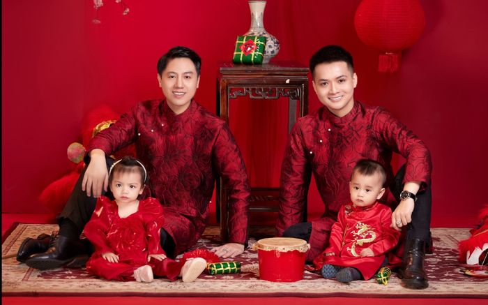 Câu chuyện khởi nghiệp và tình yêu 12 năm của cặp đôi CEO