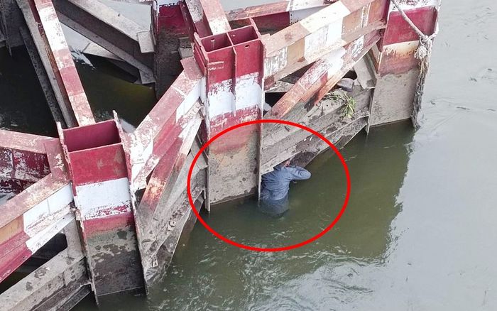 Áp lực cả chuyện gia đình lẫn tình cảm, thanh niên chọn cách giải thoát đáng trách và cái kết bất ngờ