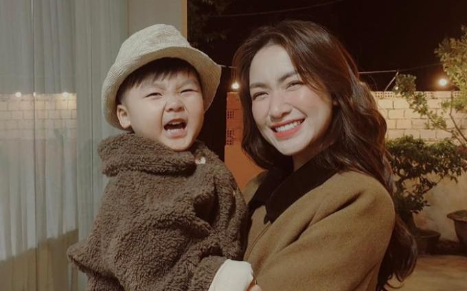 Fan tiếc nuối cho Hoà Minzy về chuyện tình với bạn trai cũ, nữ ca sĩ có phản ứng bất ngờ