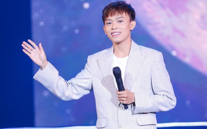 Bị tố lợi dụng họp fan để kinh doanh, FC Hồ Văn Cường lên tiếng nói rõ