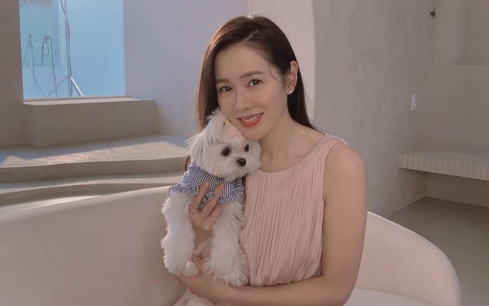 Son Ye Jin tái xuất mạng xã hội hậu sinh quý tử, hé lộ lý do không tổ chức tiệc đầy tháng cho con