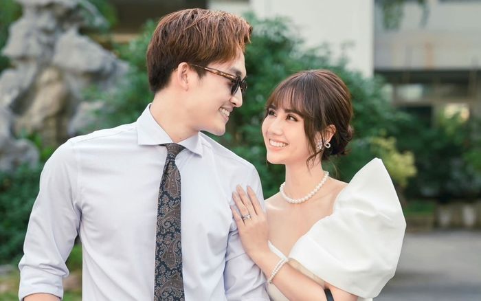 Đình Tú bất ngờ thổ lộ 'Tôi yêu em' dưới bài đăng của Huyền Lizzie, chuyện gì đây?