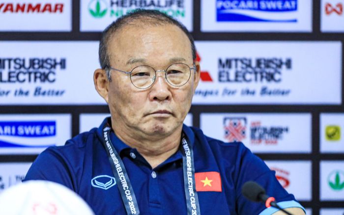 Hạ đẹp Malaysia của HLV Kim, ông Park lập siêu kỷ lục cho Việt Nam