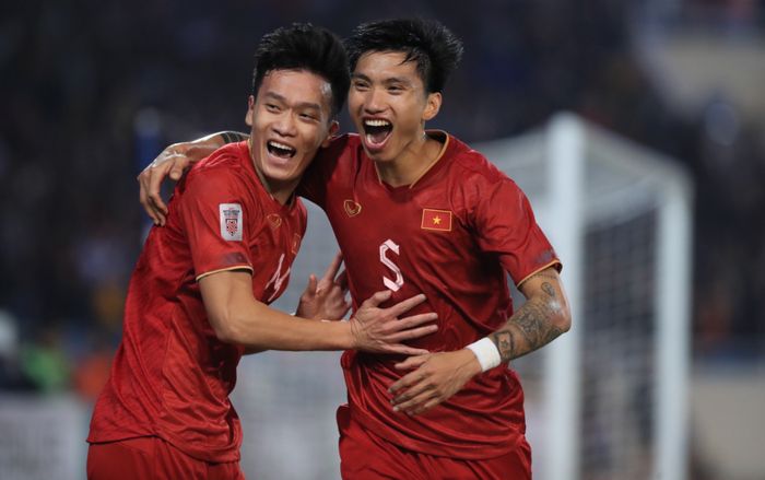 Văn Hậu mong manh giữa tài năng và đá hung hăng: 'Chữ Tài liền với chữ Tai một vần'