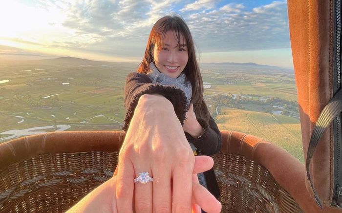 Loạt mỹ nhân Vbiz và những màn khoe nhẫn 'gây sốt', bất ngờ nhất là Diễm My 9X
