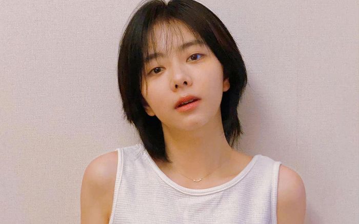 Fan ồ ạt tràn vào chúc mừng Đàm Tùng Vận và 'tình mới' đón kết tinh hạnh phúc