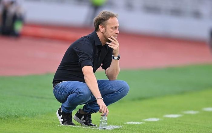 HLV Polking: Thái Lan chơi tuyệt vời, hẹn Campuchia đá 'chung kết'