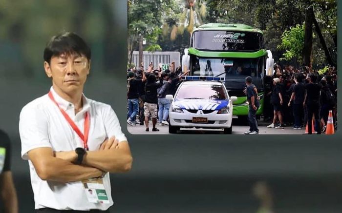 HLV Shin xin lỗi vì CĐV Indonesia đập xe, uy hiếp cầu thủ Thái Lan: Đừng làm thế nữa!