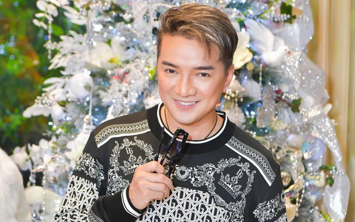 Đàm Vĩnh Hưng 'siết chặt cảm xúc' khi chặn anti-fan, tuyên bố 'miễn là chất lượng'