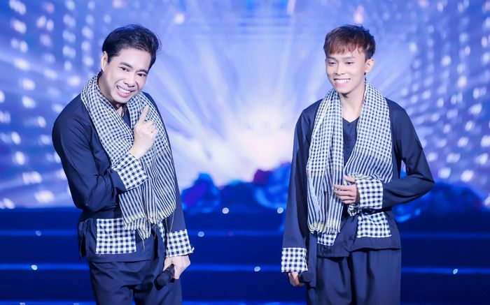 Chuyện chưa kể: Hồ Văn Cường được danh ca Ngọc Sơn tặng quà 'khủng' trong liveshow riêng