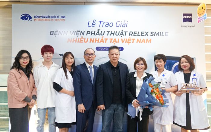 DND nhận giải 'Bệnh viện phẫu thuật ReLEx SMILE nhiều nhất tại Việt Nam'
