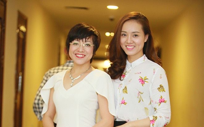 Mối quan hệ thân thiết 'hiếm có khó tìm' trong showbiz giữa vợ cũ và vợ mới NSND Công Lý