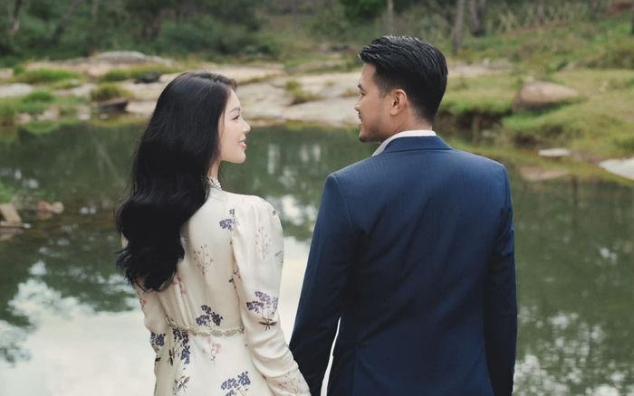 Phillip Nguyễn kỉ niệm 1 năm đính hôn, mong sớm được rước nàng về dinh
