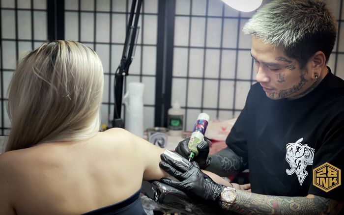 Hành trình đưa 28 INK trở thành thương hiệu xăm hình uy tín bậc nhất Sài Gòn của Tattoo Artist Đông Oni