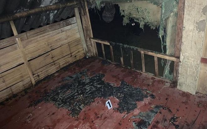 Không chịu dọn nhà ngày Tết, em tẩm xăng rồi ra tay tàn nhẫn với anh trai