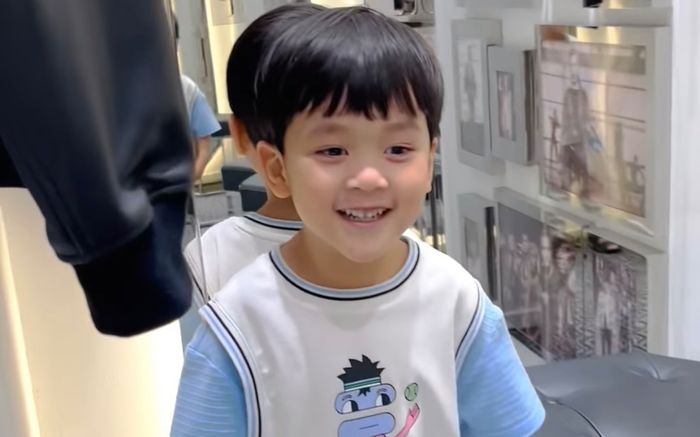 Bất ngờ cách xưng hô của quý tử Đàm Vĩnh Hưng gọi bố, nam ca sĩ cũng 'ngã ngửa' độ lầy của nhóc tì