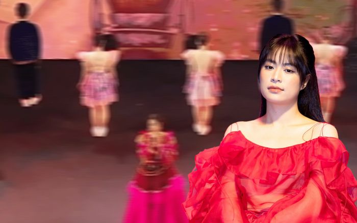 Giữa tin đồn bí mật đám hỏi cùng Đen Vâu, xôn xao sự cố của Hoàng Thùy Linh trong đêm diễn đầu năm