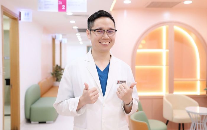 Bác sĩ Trần Đức Cung - Người đứng sau những chuyện 'khó nói' của chị em phụ nữ