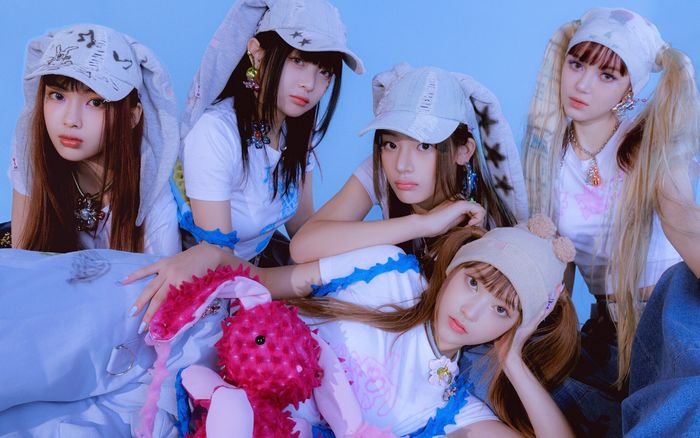 Nhóm nhạc nữ có thành viên là người Việt lập kỉ lục giống với BTS và BLACKPINK