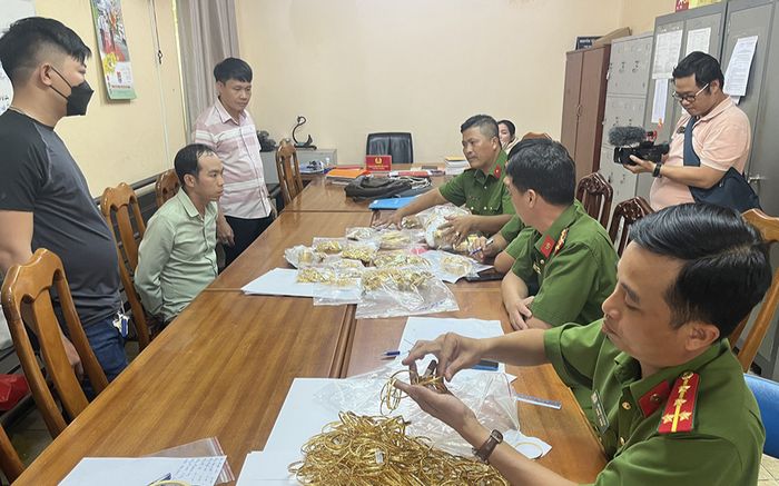 Trộm 100 lượng vàng ở TP.HCM: Nghi phạm lên kế hoạch 2 tháng, trộm cắp để sống sung sướng với tình nhân