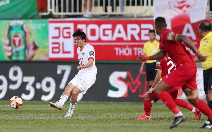 'Kiatisuk giữ được lối chơi cho HAGL và các cầu thủ mới đá tốt'