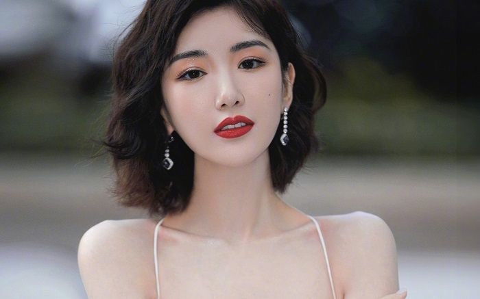 Nữ diễn viên bất hạnh nhất Cbiz: Bị cha ruột bỏ ở thùng rác, người yêu phụ bạc