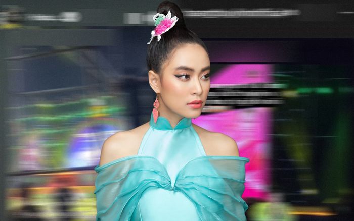 Giữa cơn sốt See Tình, Hoàng Thùy Linh bỗng bị hàng loạt khán giả 'réo tên' trên trang cá nhân