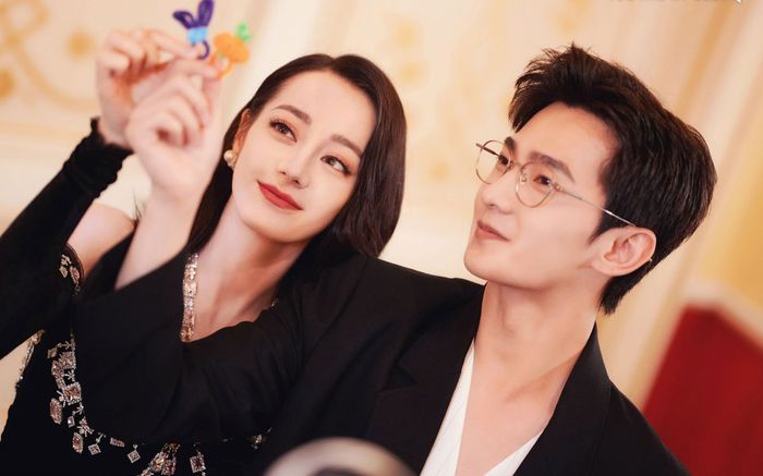 Dương Dương khẳng định Địch Lệ Nhiệt Ba đã mang thai, danh tính bố đứa bé gây chấn động?