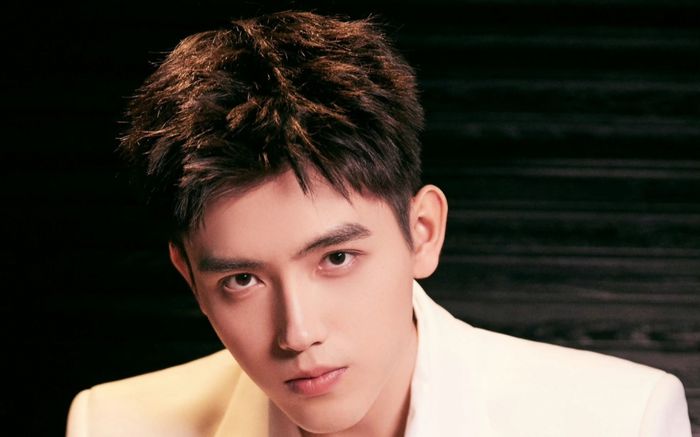 Trần Phi Vũ tiêu tan sự nghiệp vì dan díu với phụ nữ có chồng, lộ clip 2 phút?